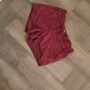 Marron lace shorts